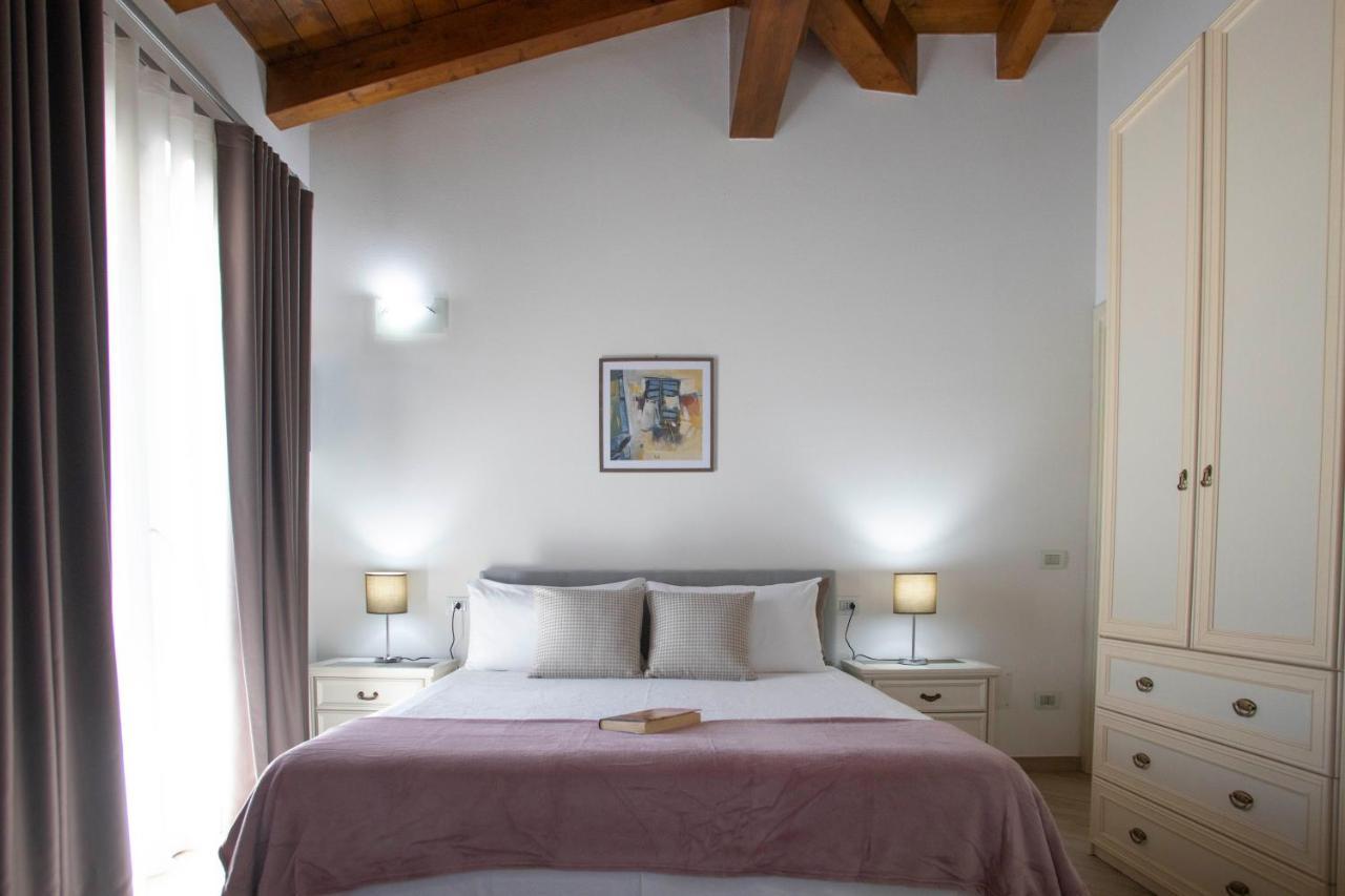 Irilor Luxury B&B Valledoria  Exteriör bild