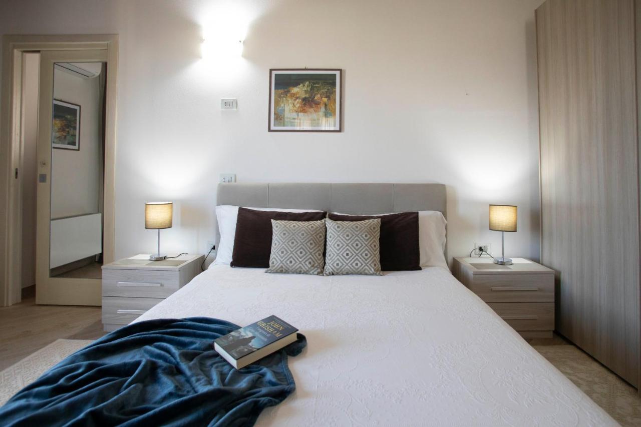 Irilor Luxury B&B Valledoria  Exteriör bild