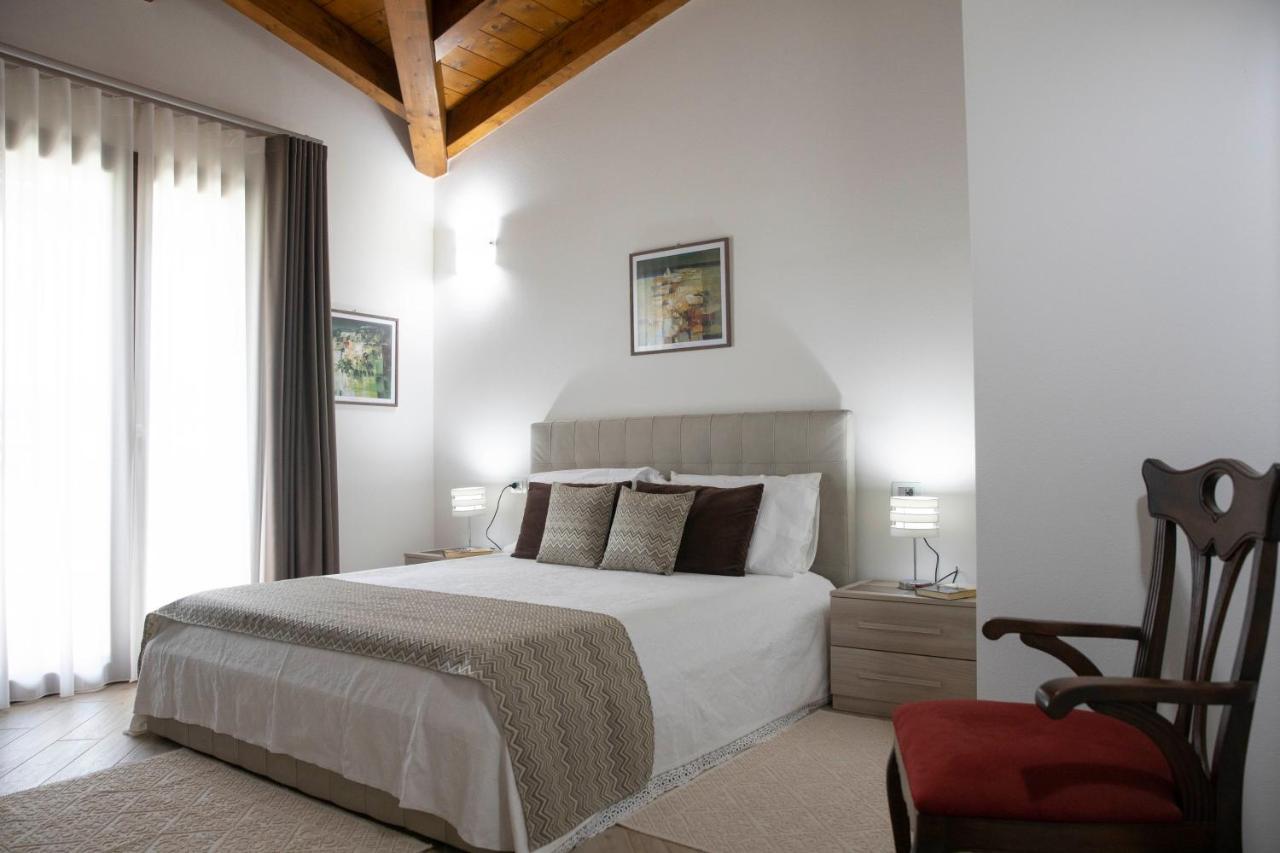 Irilor Luxury B&B Valledoria  Exteriör bild