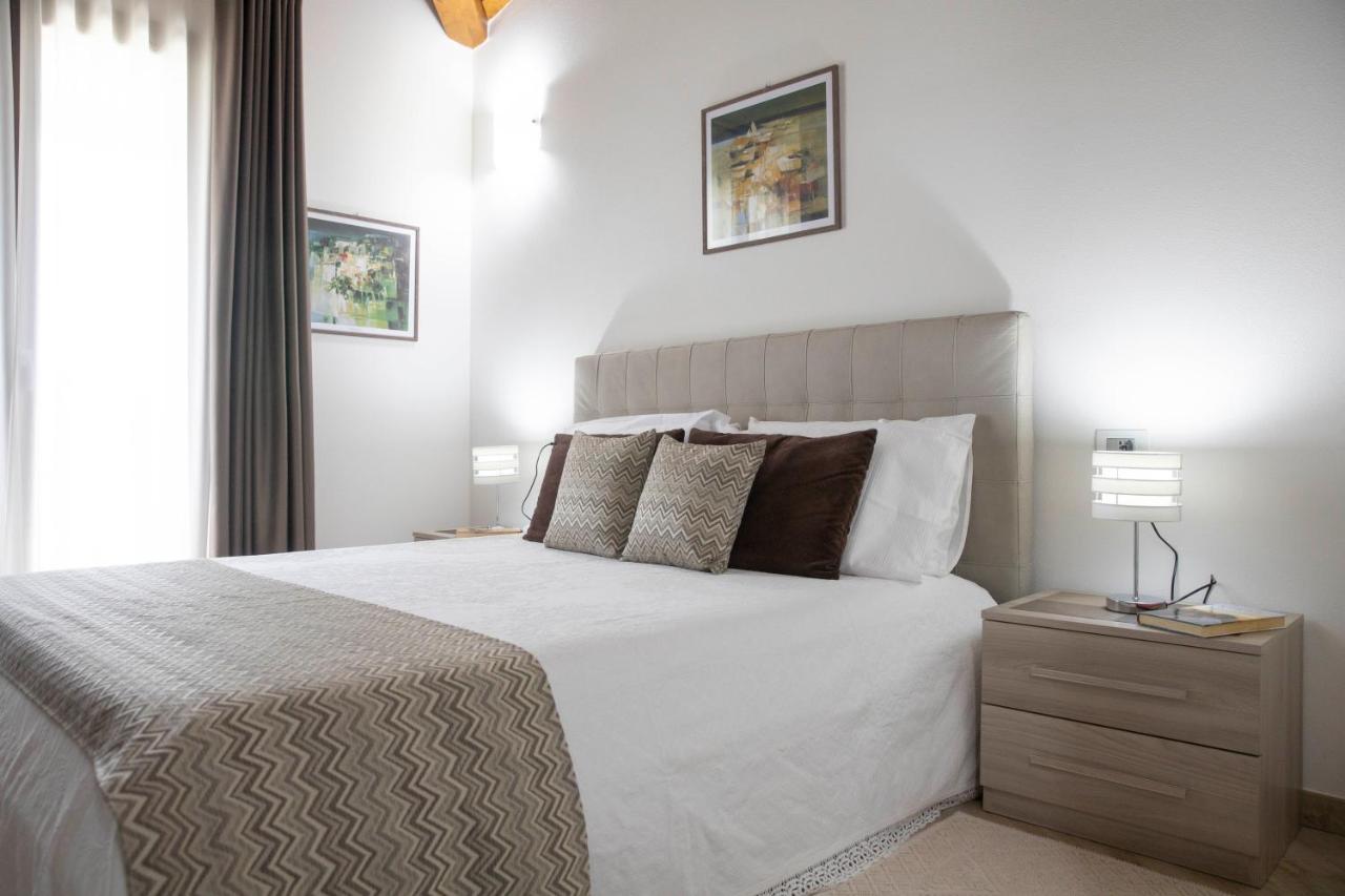 Irilor Luxury B&B Valledoria  Exteriör bild